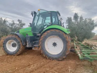 Tractor Deutz Fahr Agrotron 200