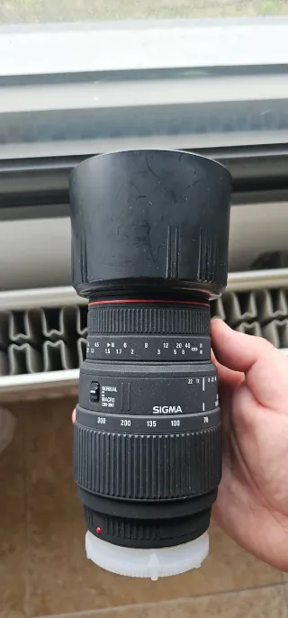 Objetivo Sigma 70-300mm 1:4-4.6 APO DG