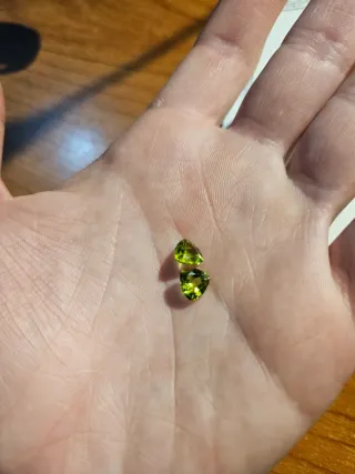 Coppia di gemme Peridoto verdi