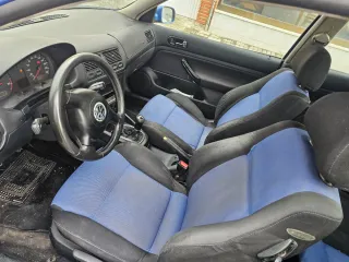 Volkswagen Golf 2000