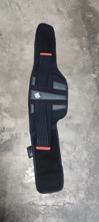 Faja riñonera moto TUCANO Como nueva poco uso