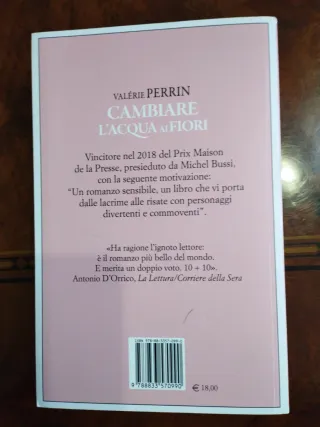 Cambiare l'acqua ai fiori (Italian Edition)