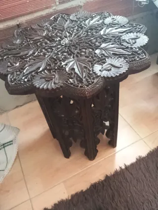 Mesita té madera tallada turca