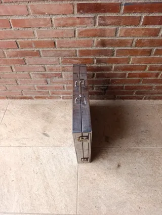 Mesa plegable camping metal y cristal