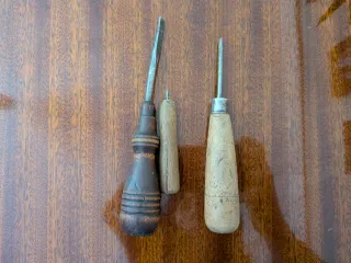 Herramientas de zapatería antiguas