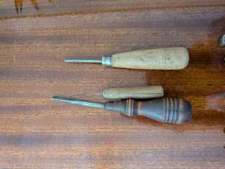 Herramientas de zapatería antiguas