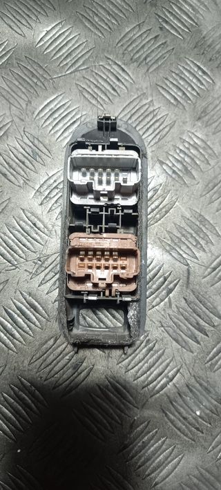 Mando Elevalunas Renault Scenic II D.IZQ