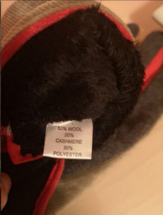 Guantes de lana nuevos