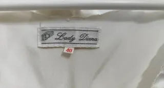 Elegante camisón y bata con bordados. Vintage.