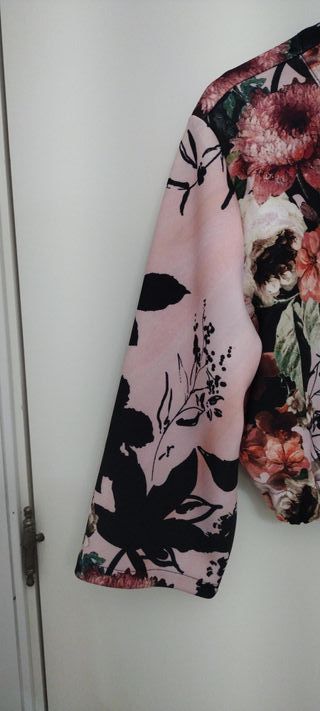 Bolerino floreale manica 3/4 OXOXOLIDA