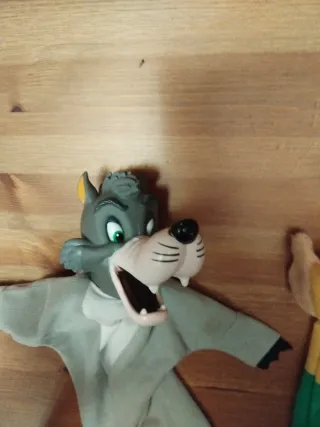 Lote de 4 marionetas de mano de los 3 cerditos