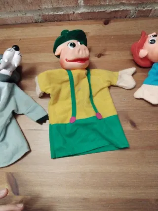 Lote de 4 marionetas de mano de los 3 cerditos