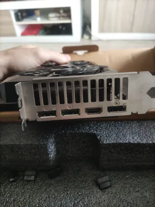 ASRock RX 6700 XT Challenger Tarjeta Gráfica