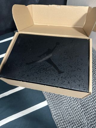 Jordan 4 Black Cat 2025