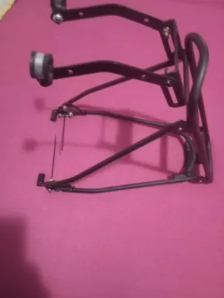 Parrilla de bicicleta negra