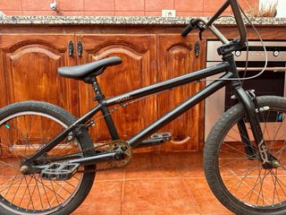 Bicicleta BMX Felt