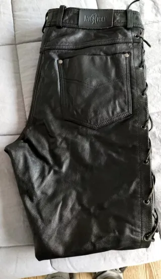 Pantalón de cuero trenzado marca Highway Talla 42
