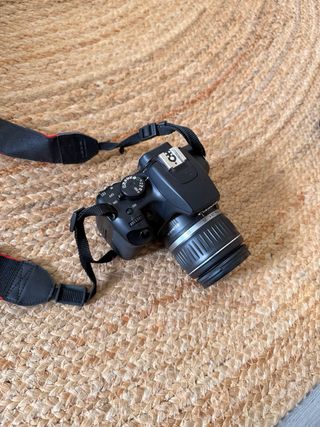 Cámara Canon EOS 1000D