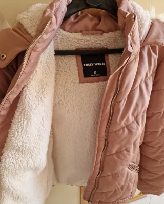 Giubbino piumino rosa con cappuccio