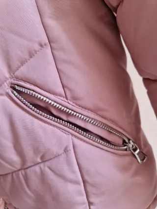 Giubbino piumino rosa con cappuccio