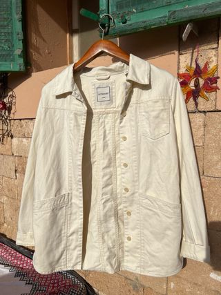 Camisa vaquera Superdry color crema. Talla EU 40