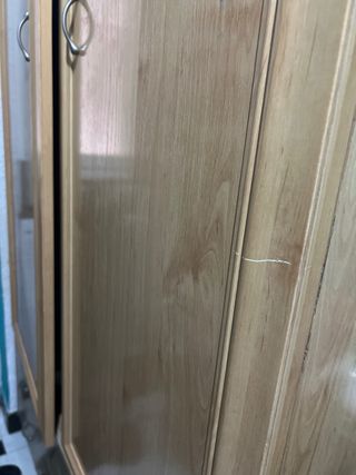 Armario de madera