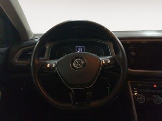 Volkswagen T-Roc Advance