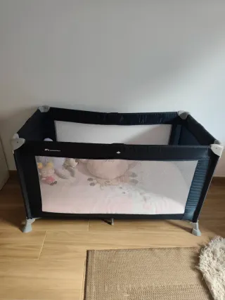 Cuna de viaje plegable