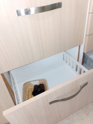 Horno, vitrocerámica y muebles de cocina