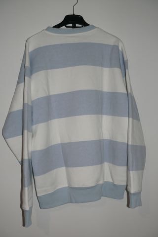 Camisola Pull&Bear Listrada Azul e Branca