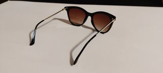 Occhiali da sole donna neri e marroni