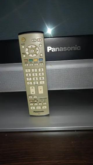 TV Panasonic 42 Viera + descodificador TDT