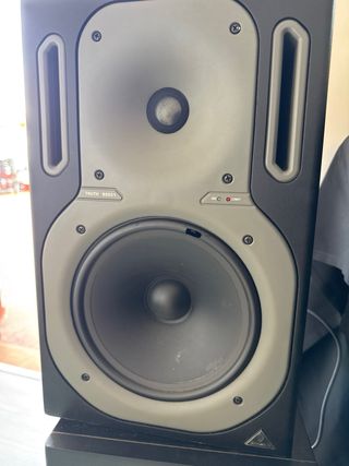 Monitores de estudio Behringer B2031