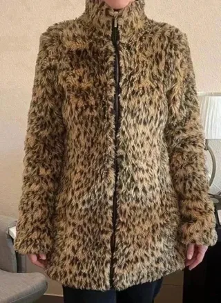 Abrigo peluche animal print Lefties T-M