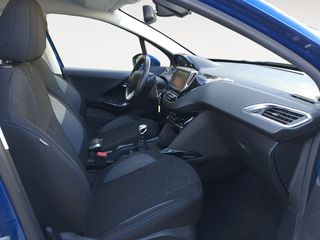 Peugeot 2008 Signature