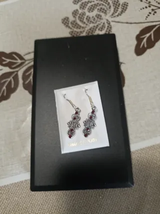 Pendientes mujer plata y pedrería roja