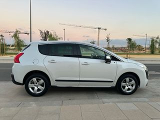 Peugeot 3008 STYLE 1.6 HDI