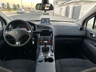 Peugeot 3008 STYLE 1.6 HDI