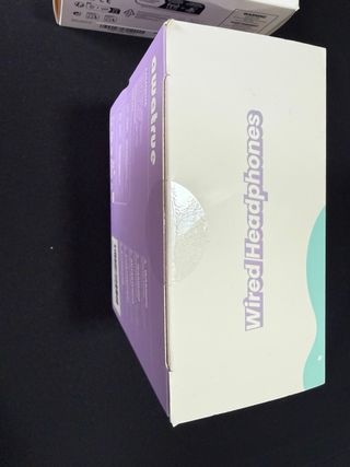 Auriculares infantiles morado y verde