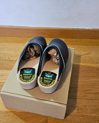 MIA Ebba Clog - Negro.