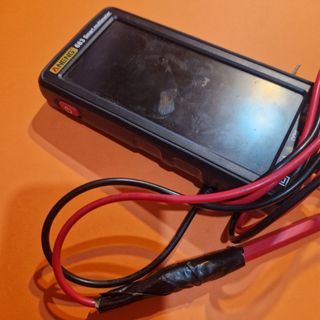 Multímetro Digital Smart con Cables