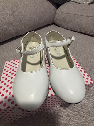 Zapatos niña tacón rosa y negro