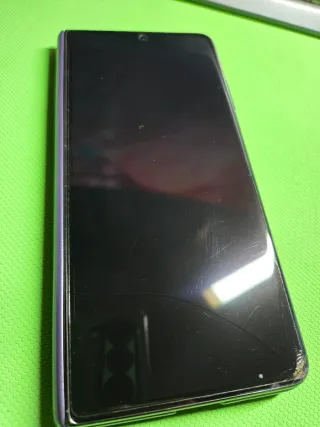 Honor Magic V2 con tara