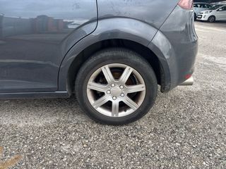 Seat León 1.9 TDI se vende coche con choque fronta