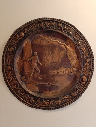 Plato decorativo de cobre El Caballero del Bosque