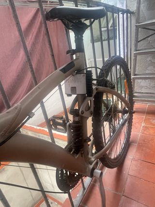 Bicicleta Btwin Gris