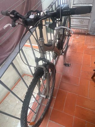 Bicicleta Btwin Gris