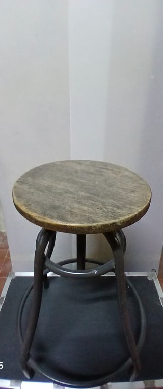 Sgabello Industriale Regolabile