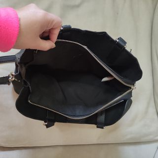 Elegante Cartera negra (de regalo una correa)