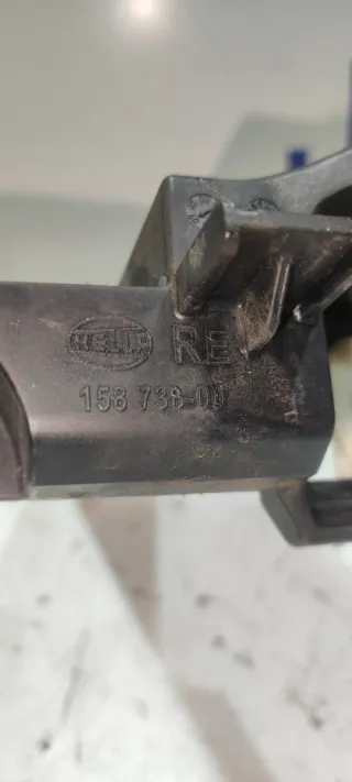 1138 SOPORTE FARO DELANTERO BMW 535D